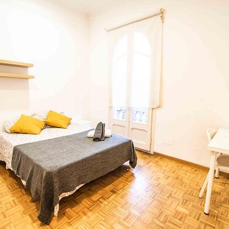 Balmes Private Rooms Barcelone Extérieur photo