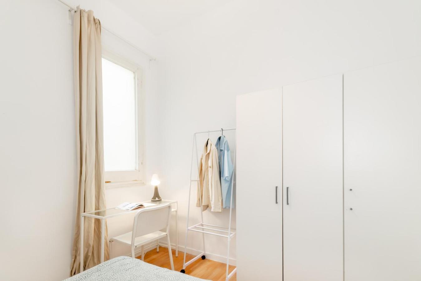 Balmes Private Rooms Barcelone Extérieur photo