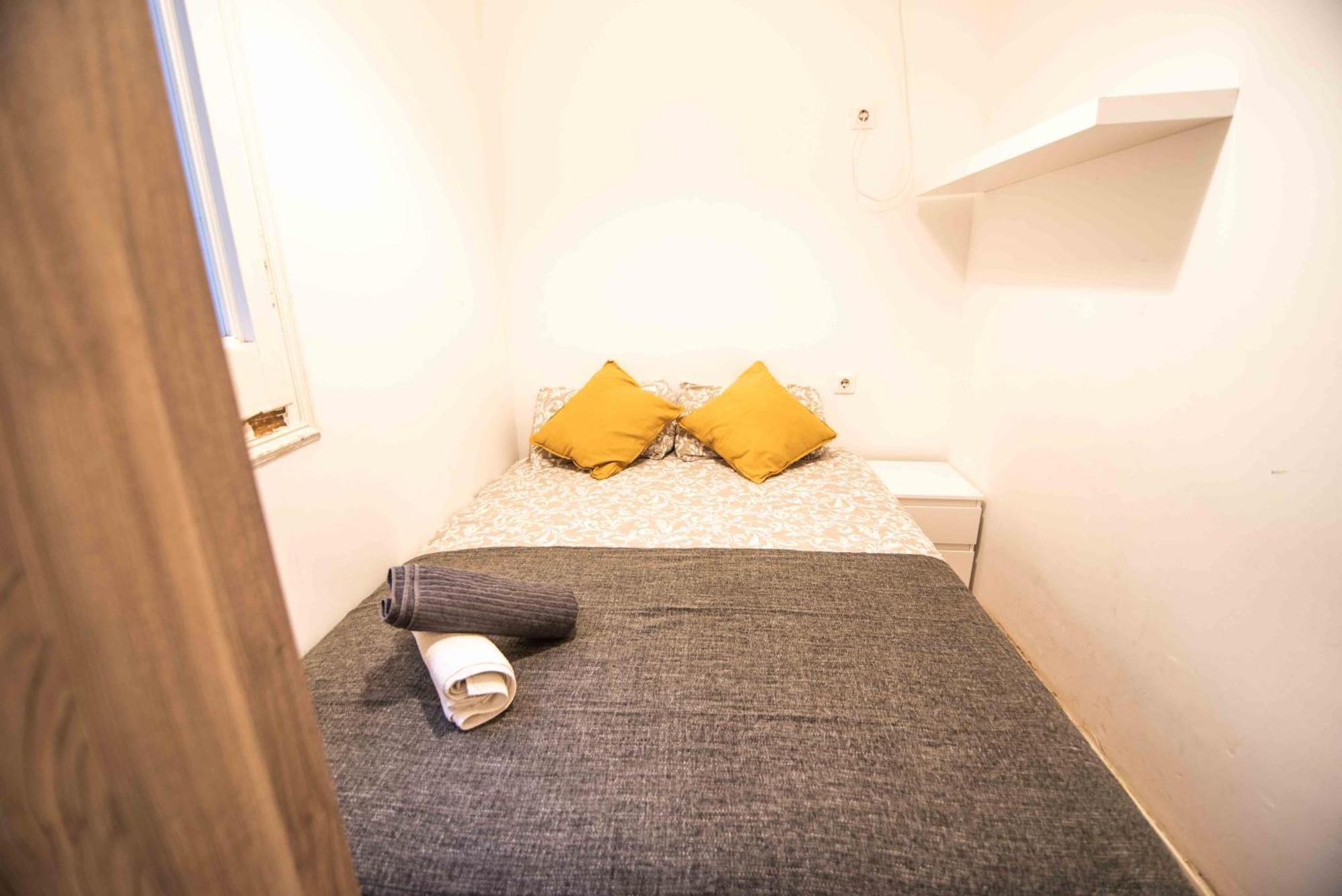 Balmes Private Rooms Barcelone Extérieur photo