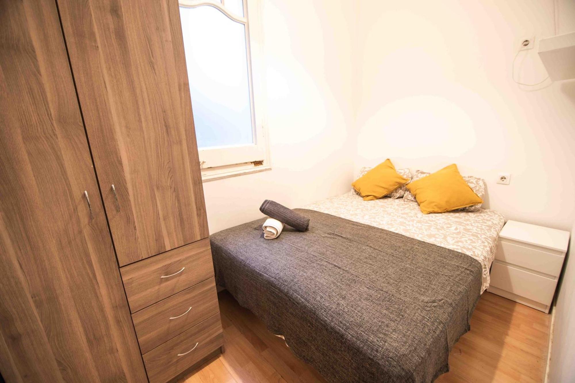 Balmes Private Rooms Barcelone Extérieur photo